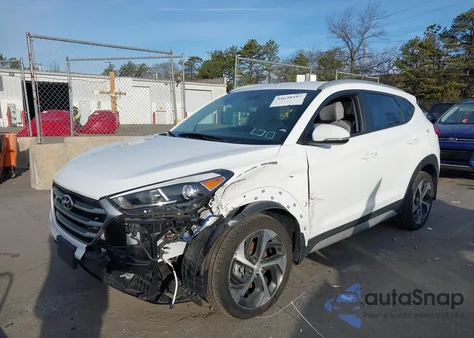 2017 Hyundai Tucson Sport z USA, uszkodzony, nr VIN KM8J3CA2XHU466676